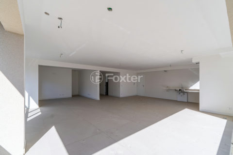 Image 34 - 1032675