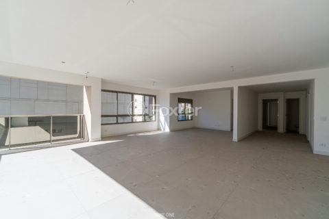Image 31 - 1032675