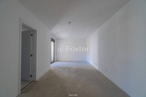 Image 43 - 1032675