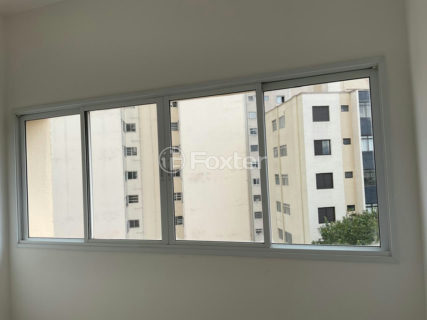 Image 33 - 1032677