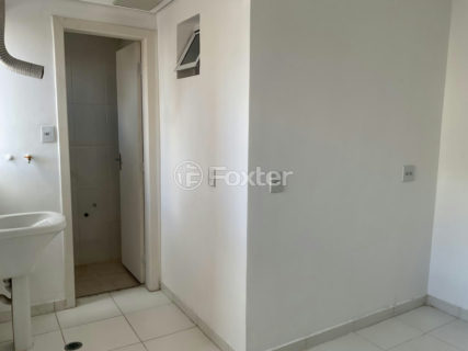 Image 42 - 1032677