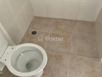Image 7 - 1032677