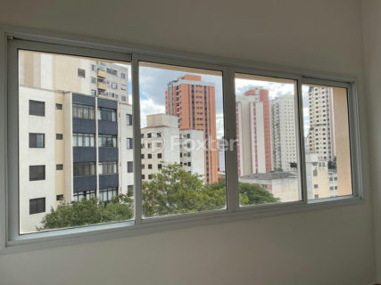 Image 32 - 1032677