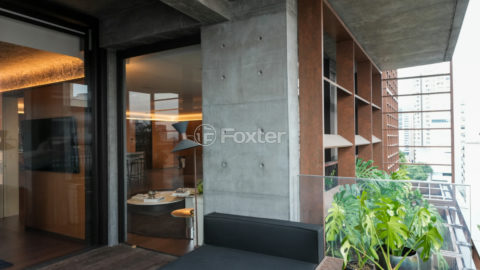 Image 40 - 1032678