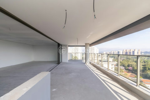 Image 10 - 1032685