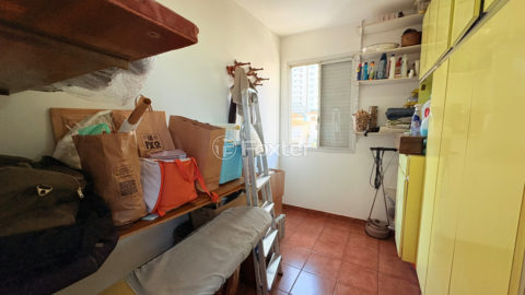 Image 33 - 1032688
