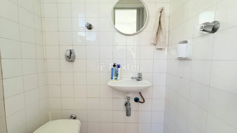 Image 30 - 1032688