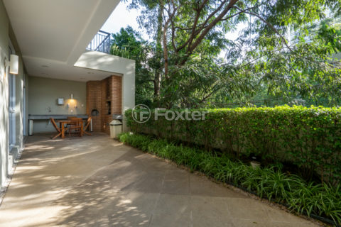 Image 30 - 1032703