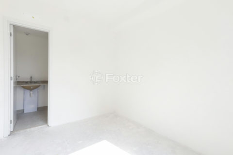 Image 21 - 1032712