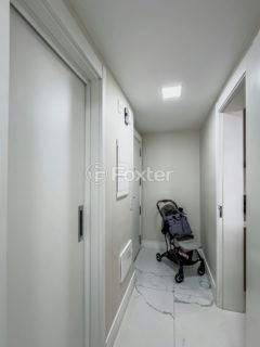 Image 42 - 1032720