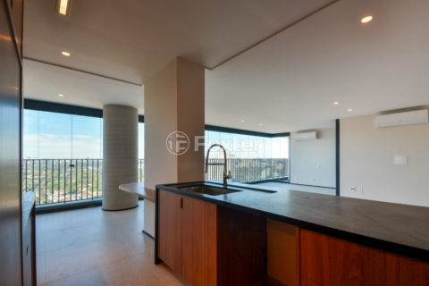 Image 31 - 1032734