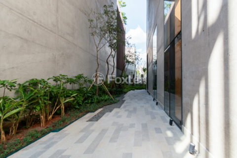 Image 75 - 1032734