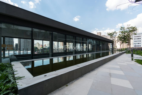 Image 62 - 1032734