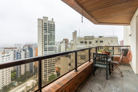 Image 2 - 1032739