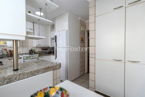 Image 7 - 1032745