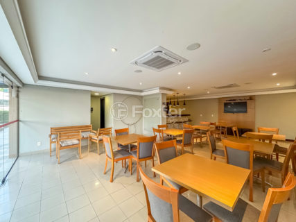 Image 35 - 1032747