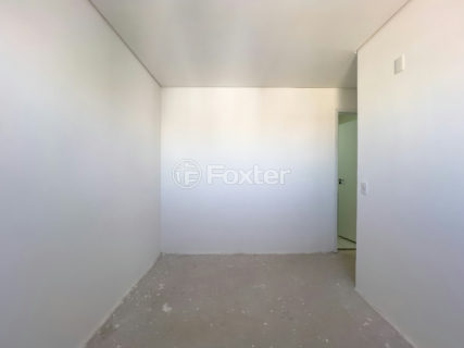 Image 33 - 1032748