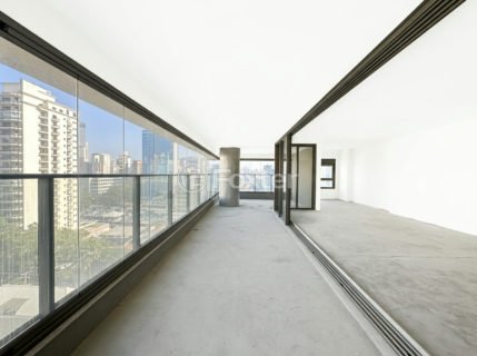 Image 7 - 1032756