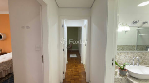 Image 36 - 1032758