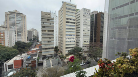 Image 26 - 1032758