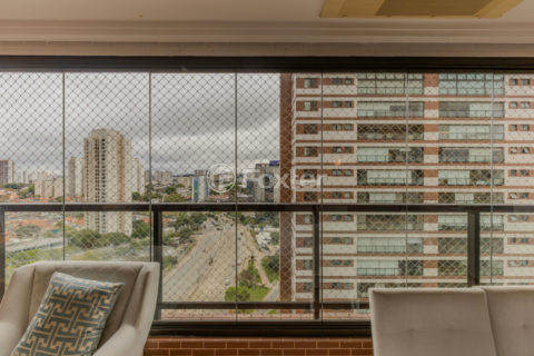 Image 6 - 1032761