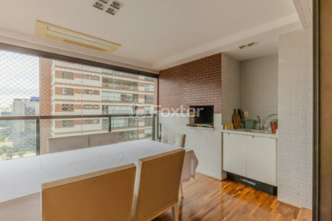 Image 7 - 1032761