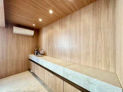 Image 34 - 1032763