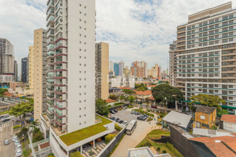 Image 10 - 1032771