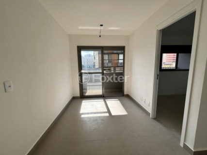 Image 4 - 1032772