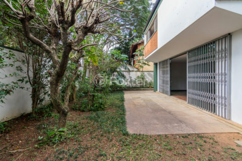 Image 21 - 1032776