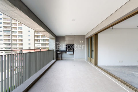 Image 7 - 1032777