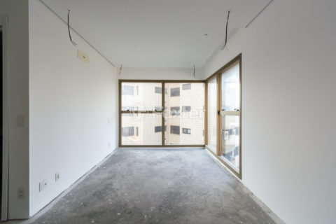 Image 34 - 1032777