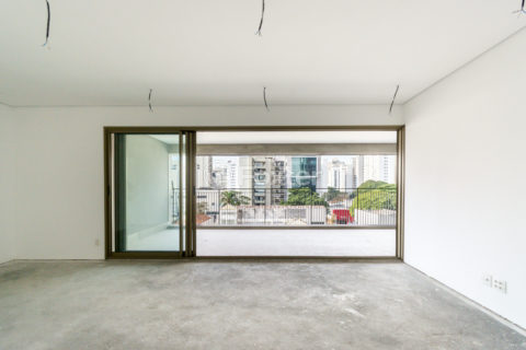 Image 4 - 1032777