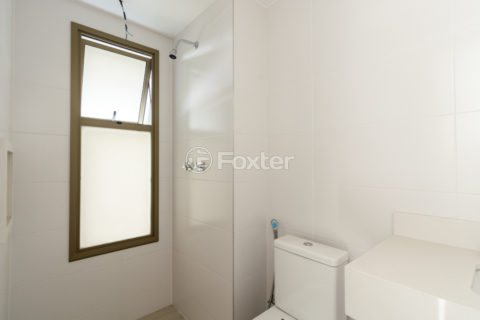 Image 30 - 1032777