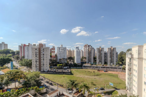 Image 11 - 1032778