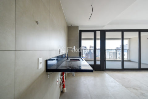 Image 20 - 1032784