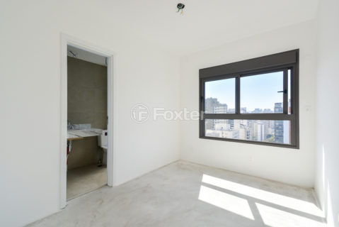 Image 36 - 1032784
