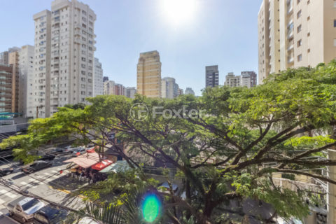 Image 11 - 1032793