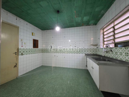 Image 15 - 1032794
