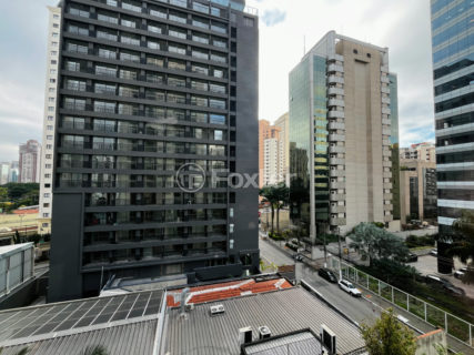 Image 6 - 1032796