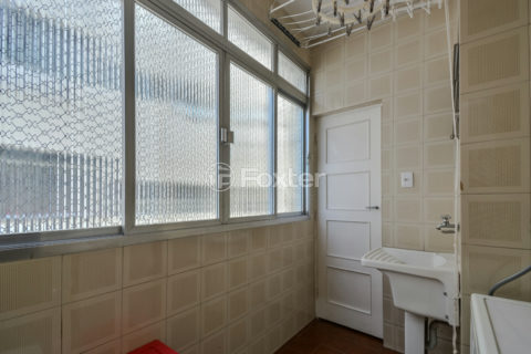 Image 30 - 1032802