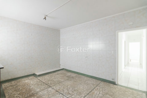 Image 26 - 1032803