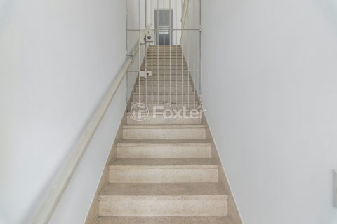 Image 34 - 1032803