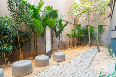 Image 37 - 1032811