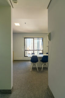 Image 4 - 1032817