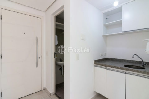 Image 7 - 1032819