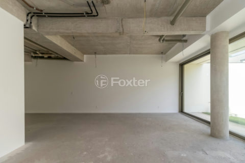 Image 7 - 1032823