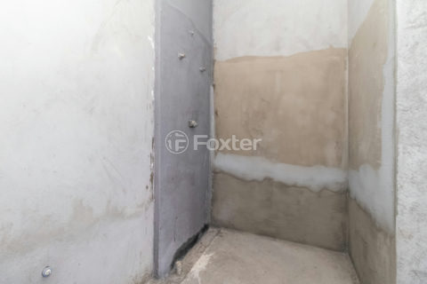 Image 42 - 1032823