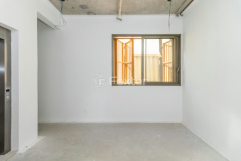 Image 43 - 1032823
