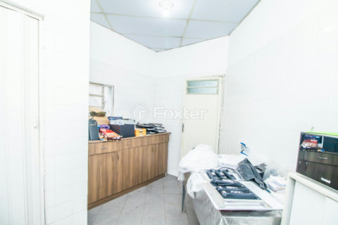 Image 37 - 1032834
